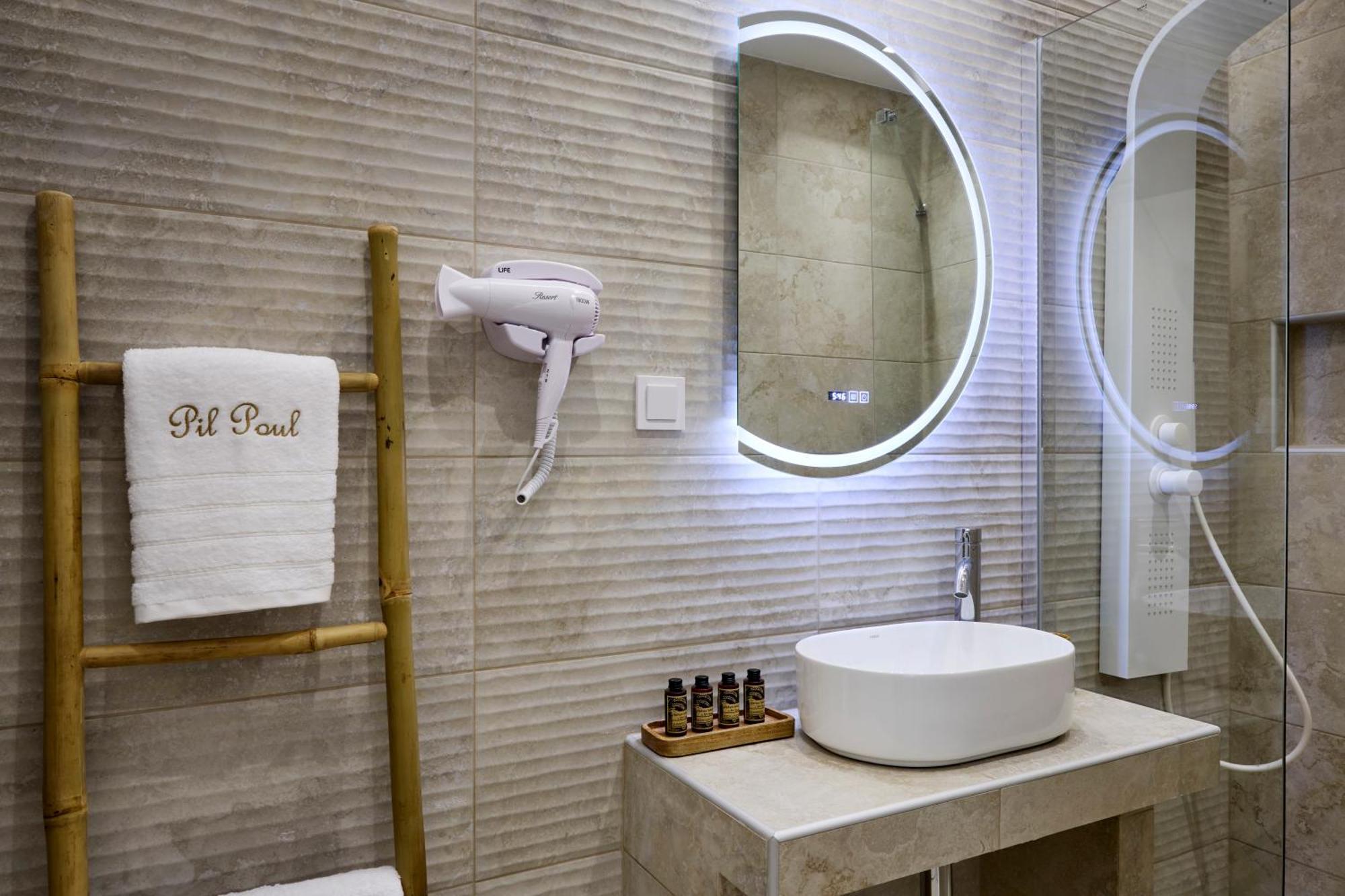 Pil Poul Athens Rooms Экстерьер фото